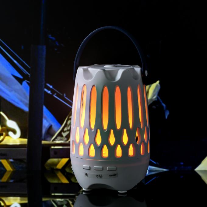 OEM/ODM 로고 블루투스 스피커 플레임 라이트 UV LED 캠핑 램프 재충전 가능한 모기 나방 모기 포획기 비행 곤충 끈적끈적 함정 1