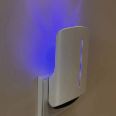 좋은 가격 맞춤형 디자인 UV 365 UV 395 플러그인 모기 Moths Gnats Glue Catcher Indoor and Outdoor Flying Insect Trap 온라인으로